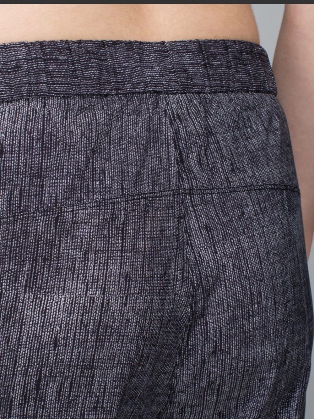 Lululemon Rollin' With My Omies Pant Joggers
Burlap Texture Black Dune/Black S:8 - Picture 14 of 16